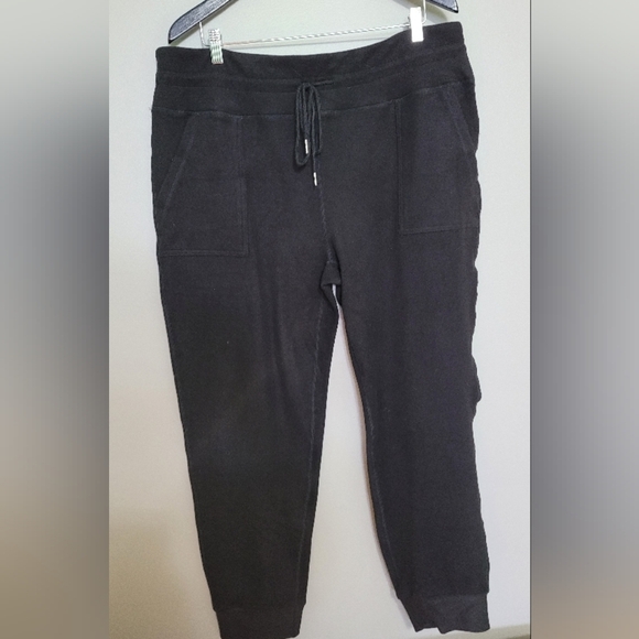 NWT Boutique Cozy Plus Size Black Jogger Pants - Picture 1 of 4